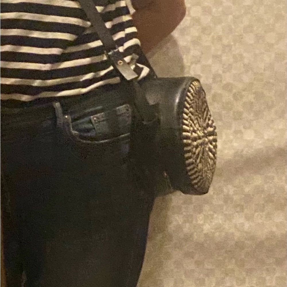 Round Woven & Leather Crossbody Bag Black White Spiral Boho Festival‎ Purse - Picture 7 of 8
